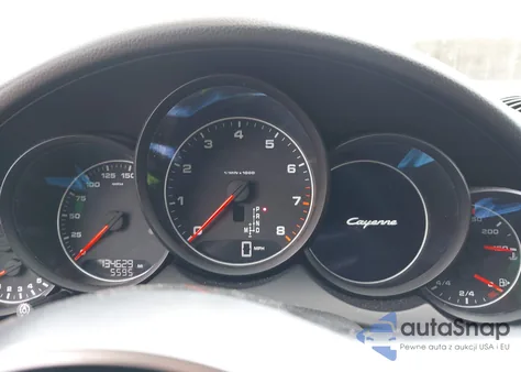 2016 Porsche Cayenne z USA, uszkodzony, nr VIN WP1AA2A2XGKA14739